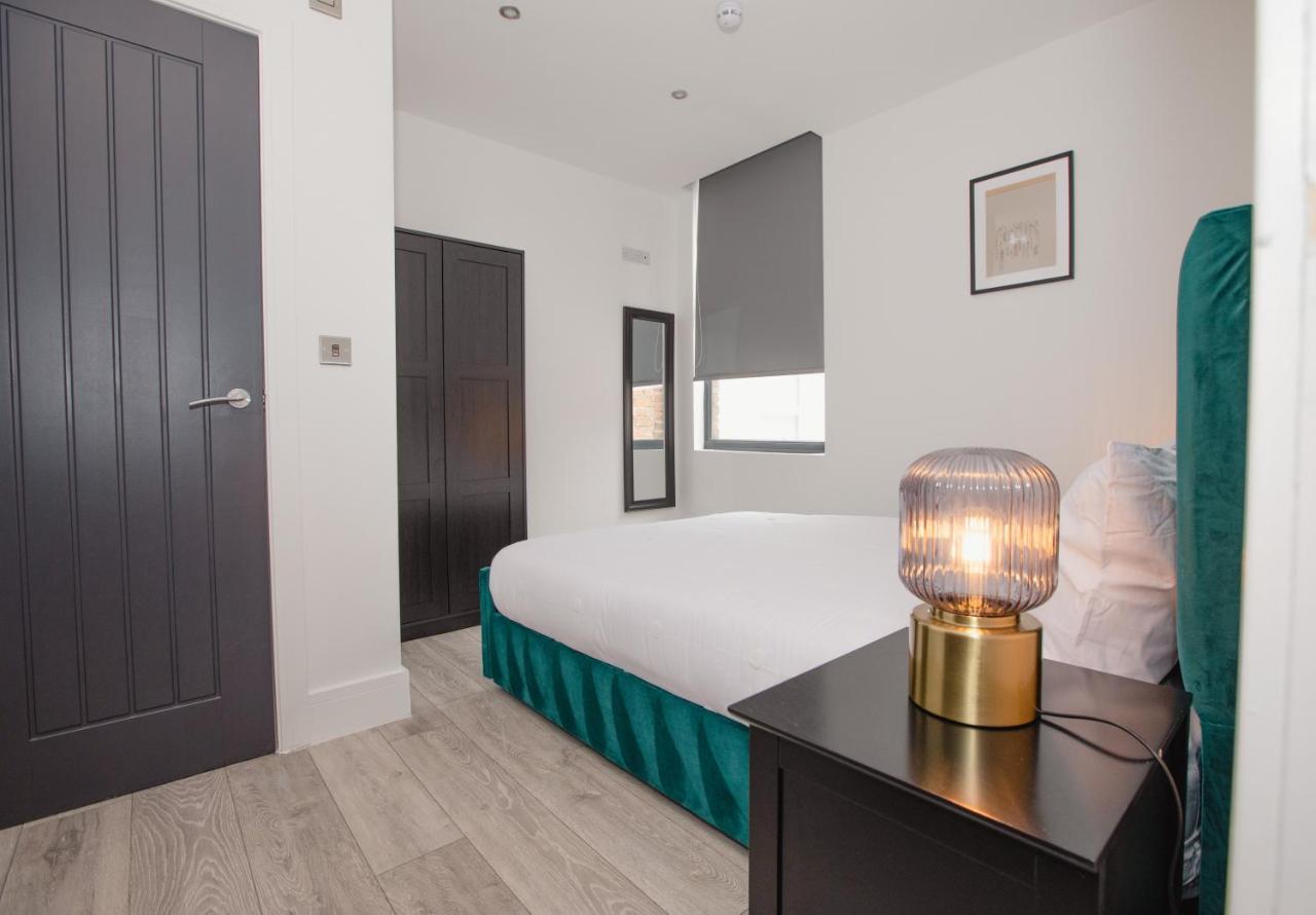 Stylish Stay Near The Stadium Walk To The Action Ливърпул Екстериор снимка
